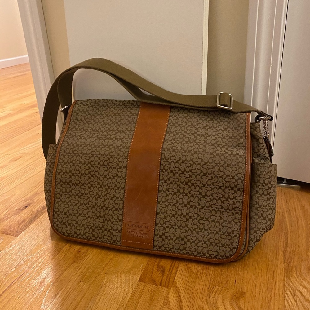 Coach diaper bag great condition